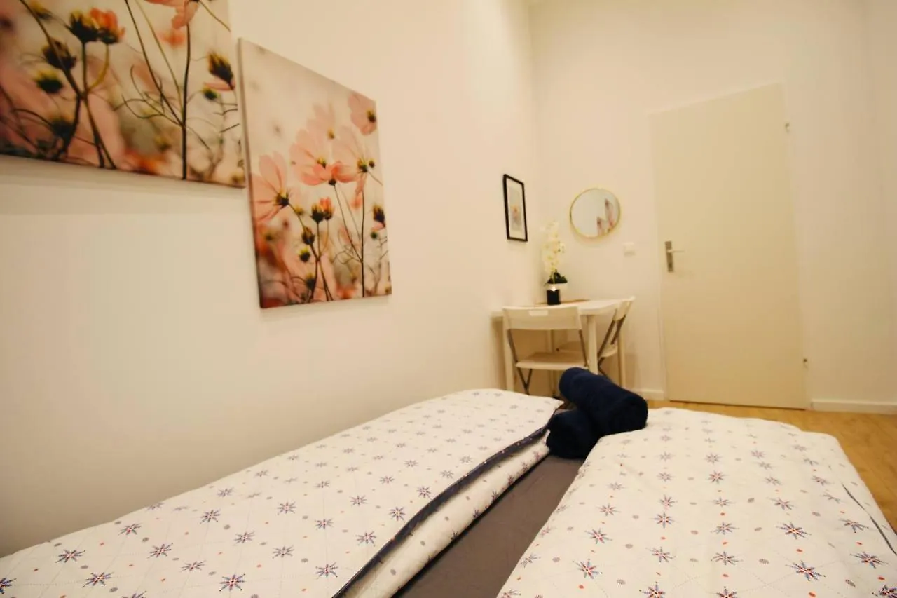 Cozy Room In Vienna City Center Dw5 Austria
